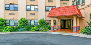 185 W Park Avenue unit: 209 Gallery 4