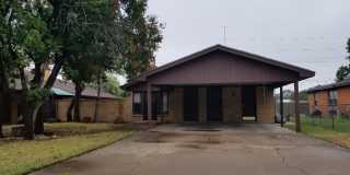 2211 33rd Street Gallery 1