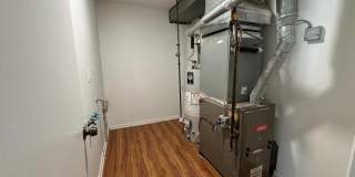 1319 HEIGHTS Place Gallery 16