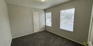 SPACIOUS 4 BR ON A CUL-DE-SAC W/ 2 LIVING AREAS & 2 EATING AREAS*STORAGE SHED*COVERED PATIO*EASY ACCESS TO FT. SAM & RANDOLPH AFB*NORTH EAST INDEPENDENT SCHOOL DISTRICT*INCLUDES STOVE/RANGE, DISHWASHER, & CENTRAL HVAC Gallery 23