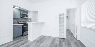 1600 W. 5th St. 1600 W. 5th St. Gallery 1