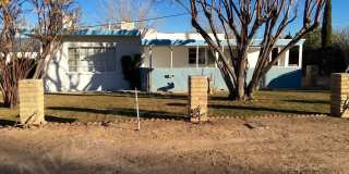 COZY HOME ON SPACIOUS LOT Gallery 1