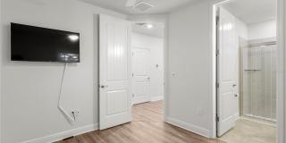 3803 W CLEVELAND Street Gallery 9