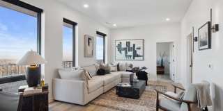 37 West Farnam Gallery 16