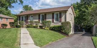 Charming Bellevue 3 Bed 2 Bath Gallery 1