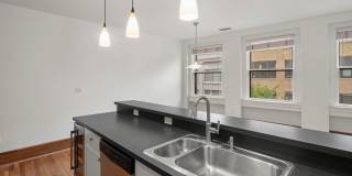 Charming Two-Bedroom Apartment in Downtown Asheville Gallery 13