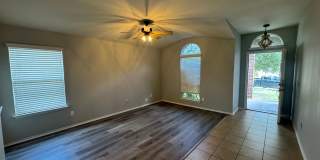 Freshly Renovated Midway ISD Home Gallery 3