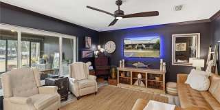 1637 SE Paradise Circle Gallery 5
