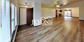 Enjoy this charming condo near Randall Park and Yakima Valley College, with water, sewer, and garbage included! Gallery 8