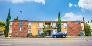 10736 Magnolia Blvd. Gallery 1