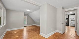 1411 Knox Avenue N Gallery 15