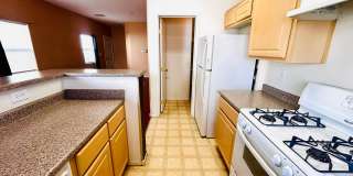 2-BDRM, 2.5-bath Dual primary suites Gallery 15
