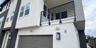 Boulevards End Unit Townhouse, 3 Bed / 2.5 Bath, Amenities, Close to 580 Gallery 1