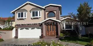 Huntington Harbor Waterfront Living | Private 50-Foot Boat Slip Gallery 1