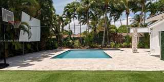 8745 SW 182nd Ter Gallery 50