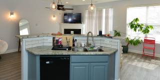 Beautiful Townhome/condo Gallery 7