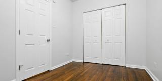 7525-33 S. Kingston Avenue Gallery 7