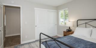 The Davenport Gallery 16