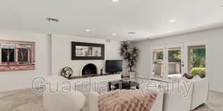 3007 La Mesa Dr Gallery 8