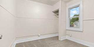 3 Bedroom 1 Bath 2 Stall Detached Garage Gallery 9