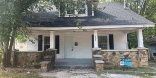 4 bedroom 2.5 bath home available now! 4 bedroom 2.5 bath home available now! Gallery 1