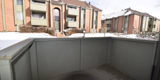 Spacious 1 bed 1 bath Condo on Foothill Dr! Gallery 12