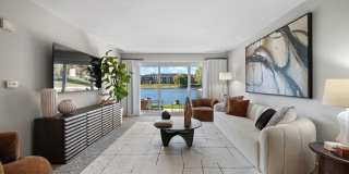 Versailles on the Lakes Schaumburg Gallery 9