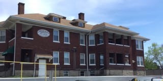 Cincinnati Premier Living Gallery 27