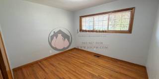 3BR Single-Level Home in NE Salem | Tons of Storage! Gallery 13
