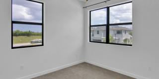 14075 SW Thorens Drive Gallery 27