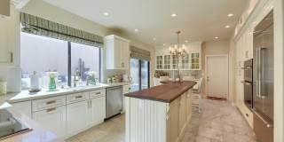 10477 N 101st Place Gallery 9