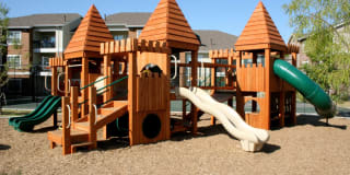 Affordable Housing - Cypress Creek on Jason Avenue Gallery 4