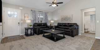 BRAND NEW Home away from Home among the Nook Gallery 4