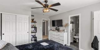 4716 W CHRISTY Drive Gallery 30