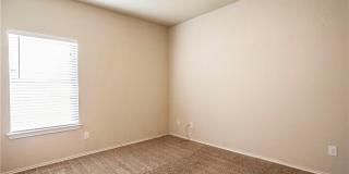 323 French Ave – Fully Furnished 5 Bed / 4 Bath Near Baylor Gallery 4