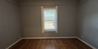South Fountain Square 2 Bed 1.5 Bath Gallery 14