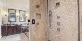 921 VALENCIA Court Gallery 46