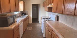 This home is loaded with space and features and Northwest Hanford Gallery 1