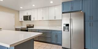 Charming 3 bed 2.5 bath Townhome! Charming 3 bed 2.5 bath Townhome! Gallery 1