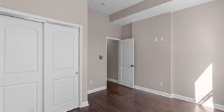 2253 Indiana Avenue Gallery 27