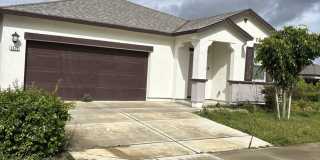 4 B/D 2 BA Home in Marysville AVAILABLE NOW! Gallery 1