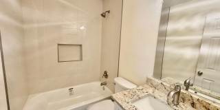 *MOVE IN SPECIAL* Beautiful 3-Bedroom/ 2 Bath REMODELED Home! Gallery 15