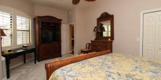 ** THE VINEYARDS SEASONAL ** 2 BED PLUS A DEN\2 BATH 2ND FLOOR COACH HOME READY FOR YOU ** VACATION READY HOME ** Gallery 49