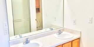 Multiple Applications Received! Beautiful Must See 3 Bedroom with Deck and Garage, minutes from Duke! Gallery 13