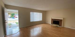 Newark 4 beds 2 baths Single Family House with Big Lot - showing 7/15 Wed 5pm Gallery 6