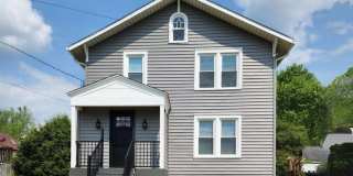 3 Bed/2 Bath House Located in Suncrest Lawncare included - Available NOW Gallery 1