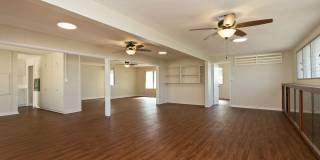 4 BD 2.5 BA w/ Large Driveway  Yard Gallery 1