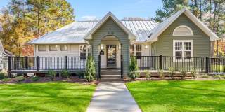 Edwards Mill Townhomes & Apartments Gallery 1