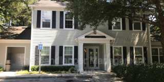 60 Fenwick Hall Allee Gallery 16