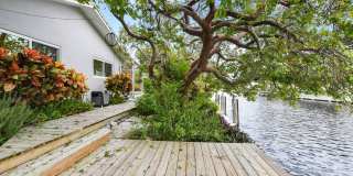 784 Dover Street Gallery 19